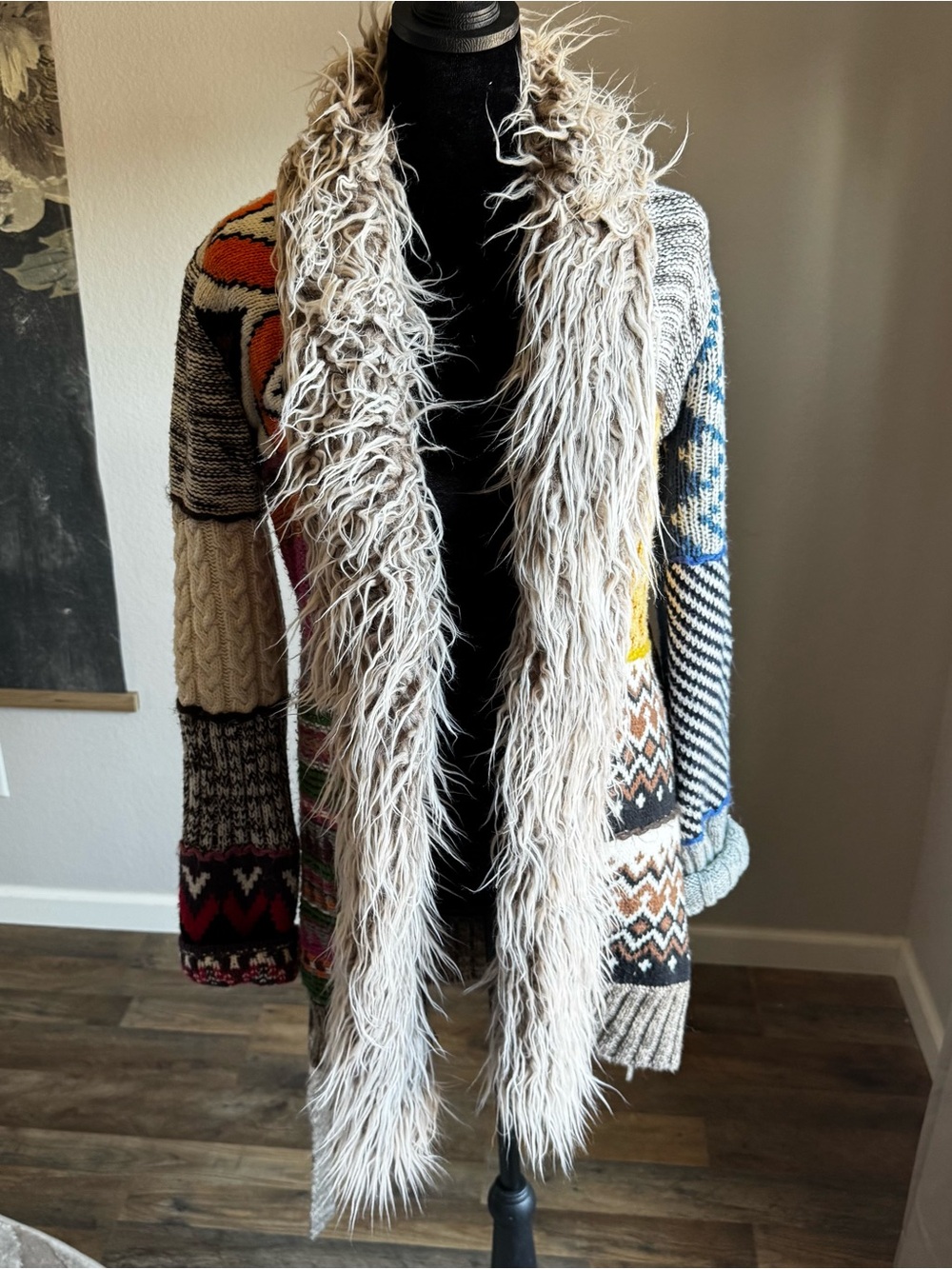 Desigual Multicolor Knit Cardigan with Cream Faux-Fur Trim - Picture 4 of 6